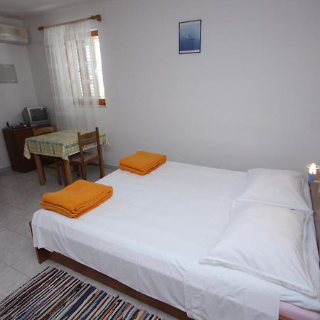 Apartments By The Sea Vis - 2470 객실 사진