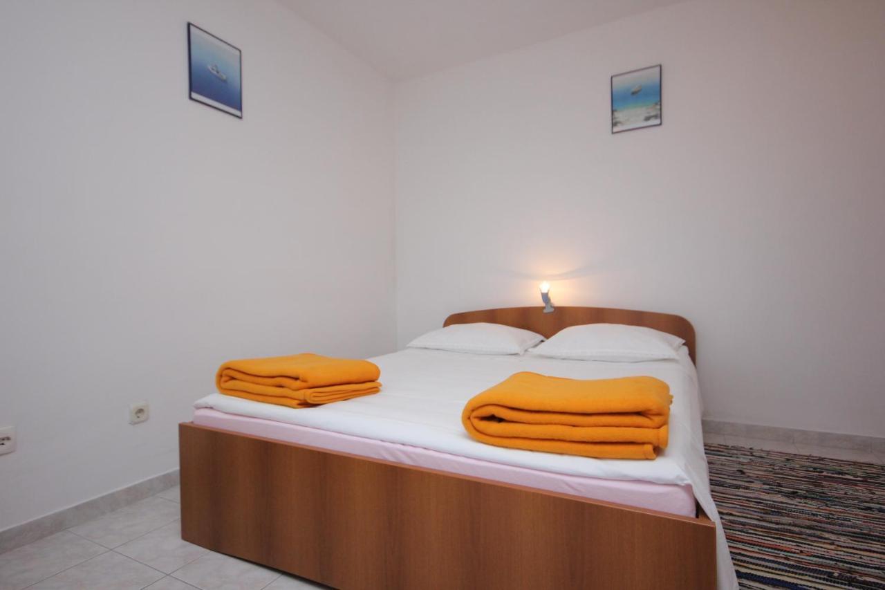 Apartments By The Sea Vis - 2470 외부 사진